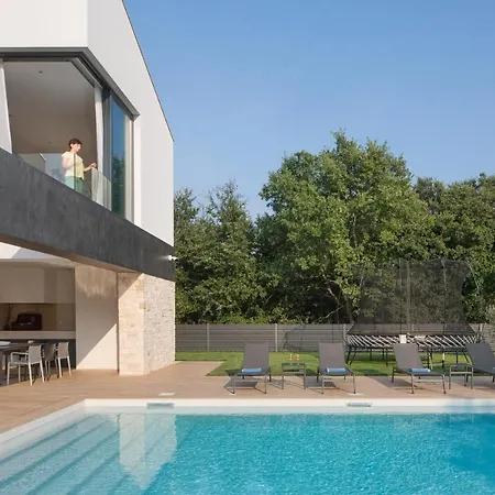 Eden Villa Ližnjan